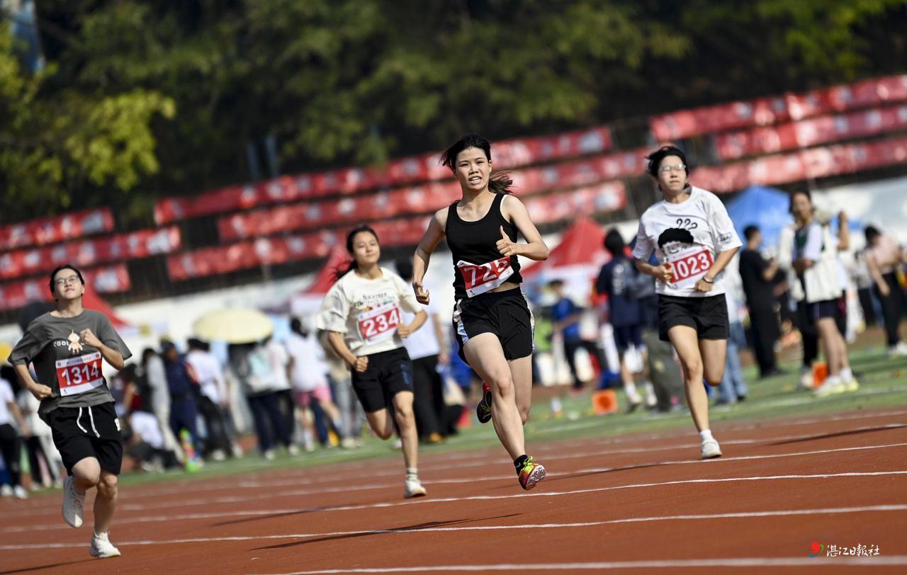 大学运动会_广东海洋大学第二十五届田径运动会_体育承载梦想海大成就未来